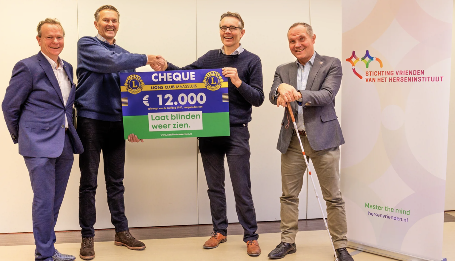 donatie door lions club maassluis
